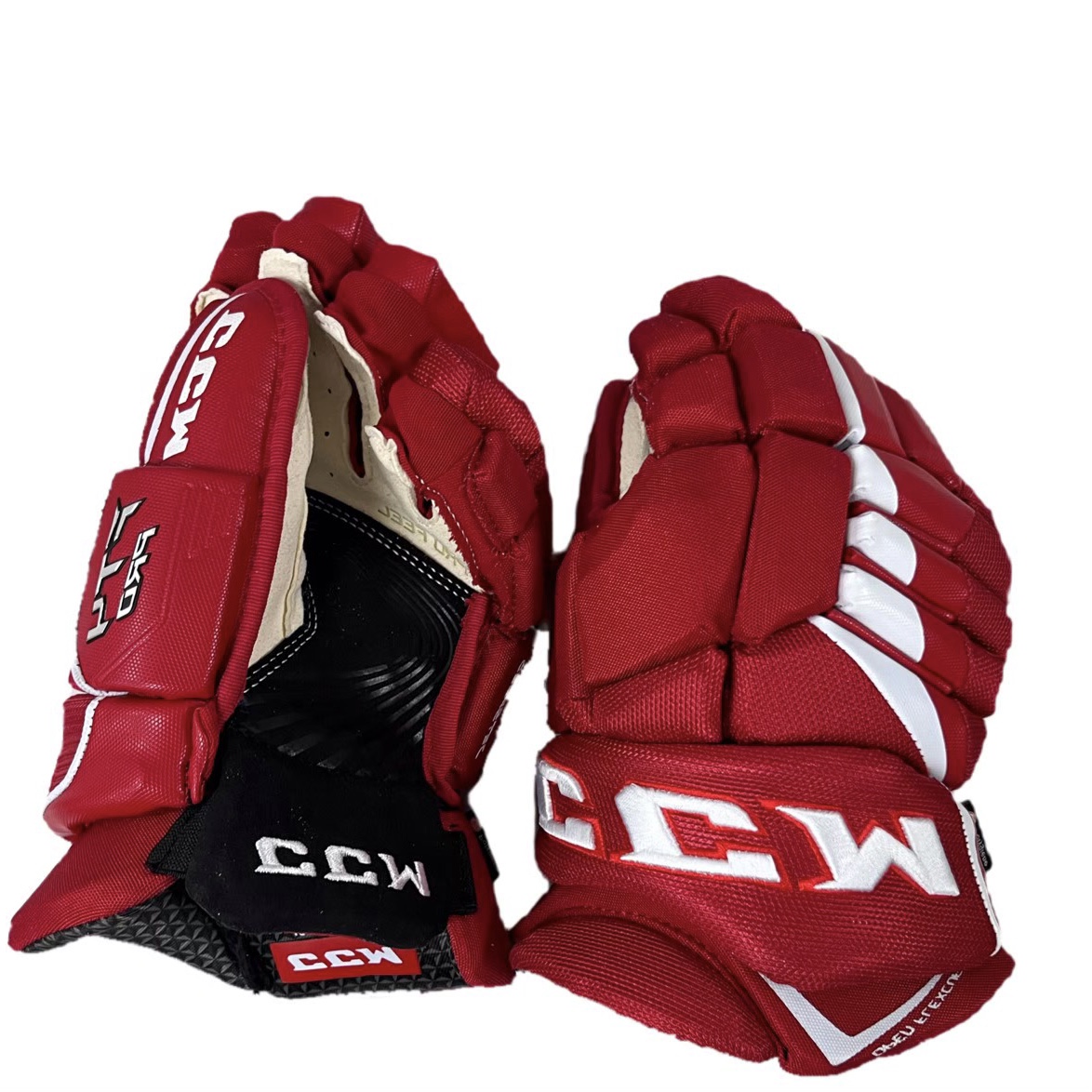 CCM HG TACKS FT4 PRO RED WHT SR ccm-hg-tacks-ft4-pro-red-wht-sr